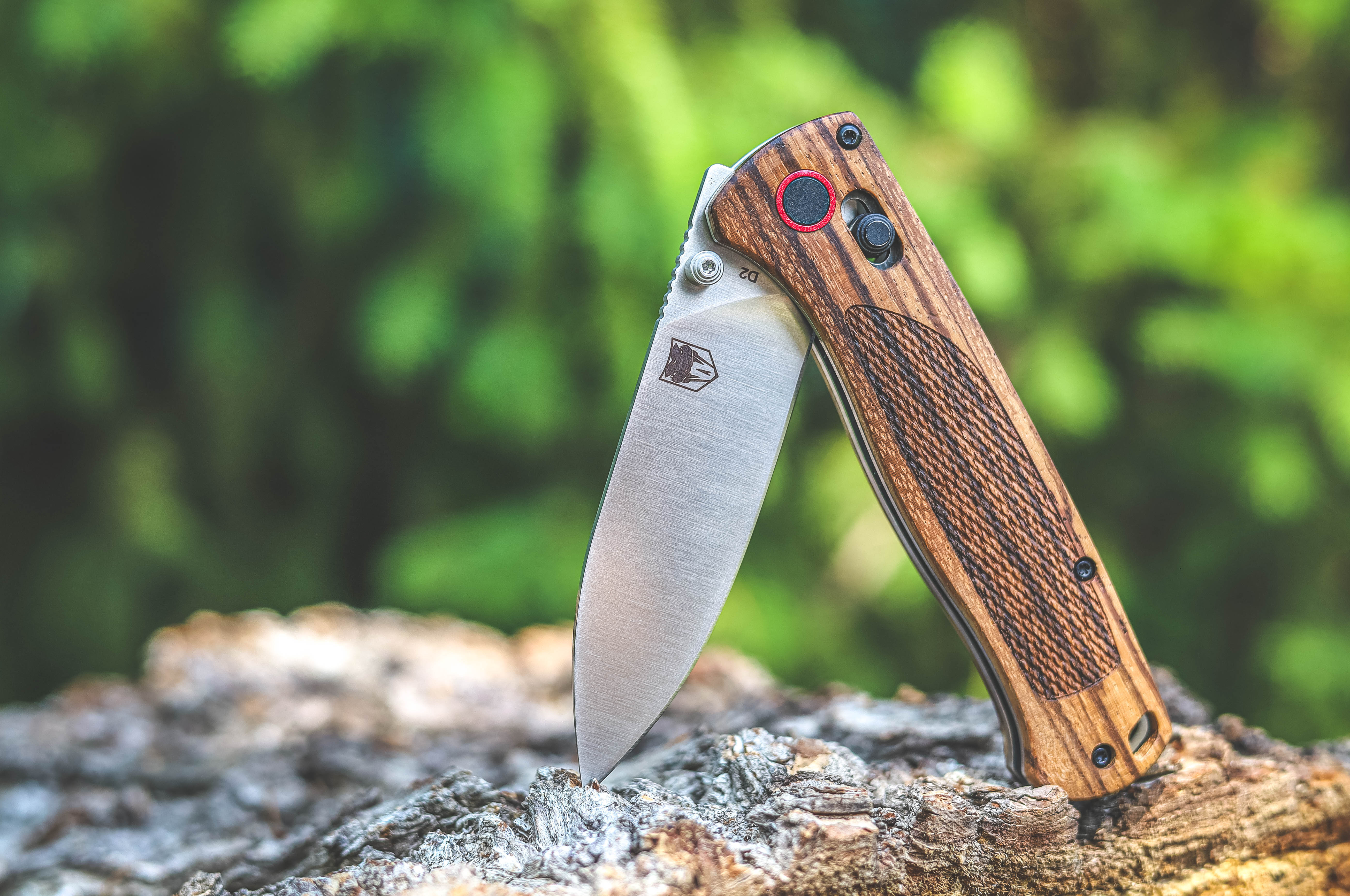 Folding Knives